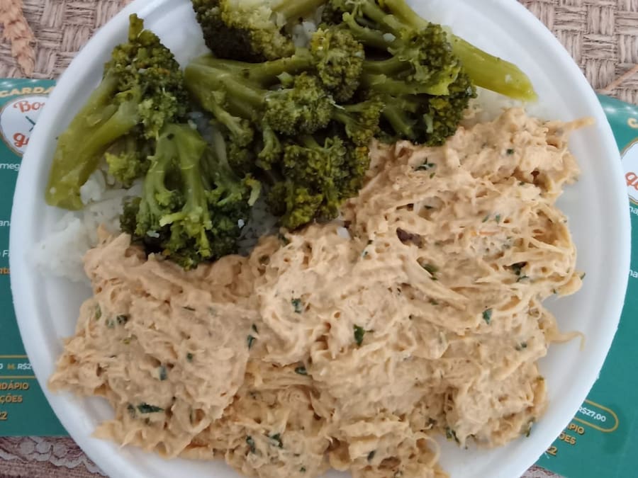 Frango Desfiado Cremoso