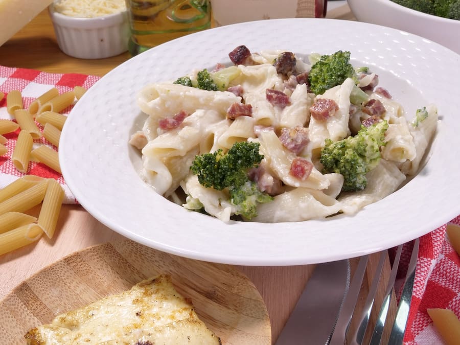 Molho Branco com Brócolis e Bacon: Casa Di Itália - Curitiba Alto da XV ...