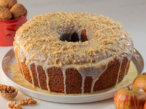 Bolo de Maçã com Nozes - Sabor Caseiro e Irresistível