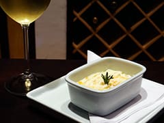 Pasta de Brie com Damasco - Sabor e Sofisticação em Cada Colherada