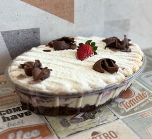 Pavê de Ninho com Morangos 2 Litros