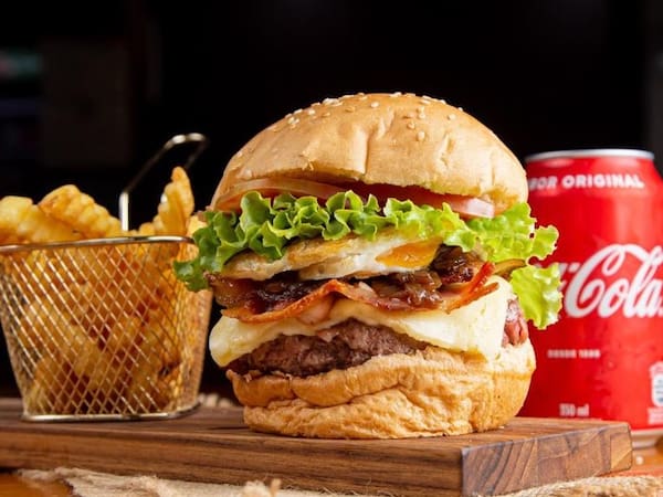 Combo: 1 Pleno + Fritas + 1 Coca Cola Lata