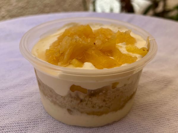 Bolo Gourmets — Abacaxi com coco