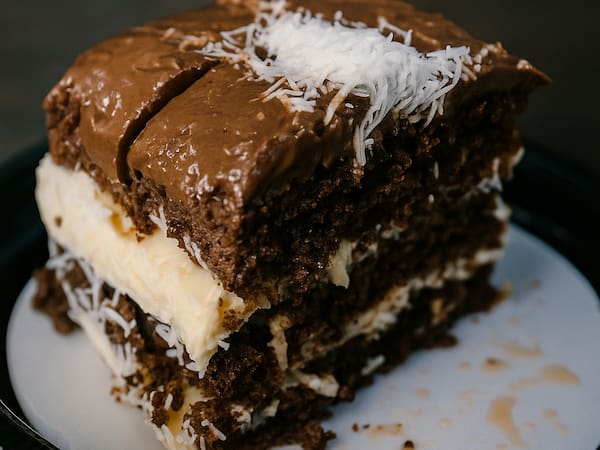 Fatia Prestígio  + Calda