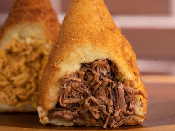 Coxinha Carne Louca