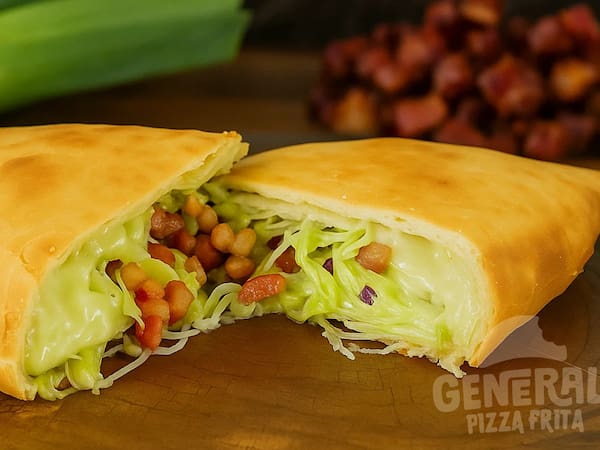 Pizza Frita de Alho-Poró com Bacon
